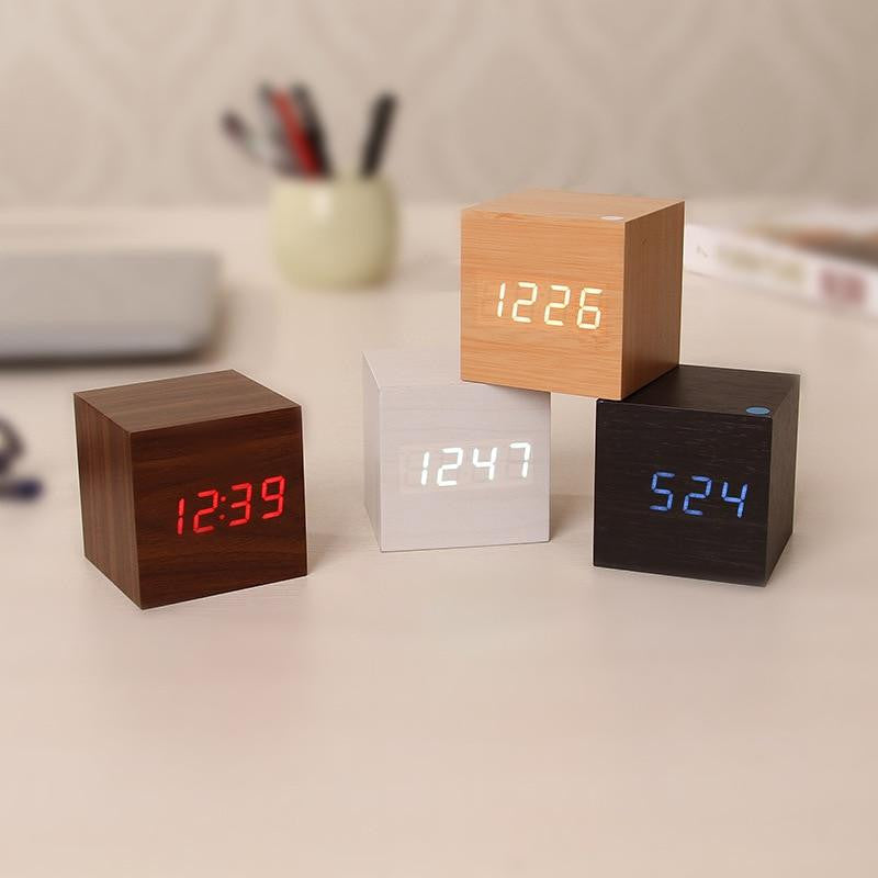 Moderne Digitale Holz Uhr | Brehn
