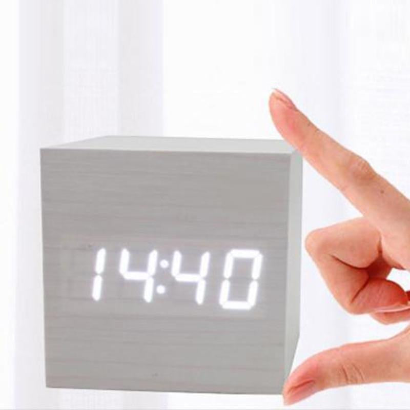 Moderne Digitale Holz Uhr | Brehn