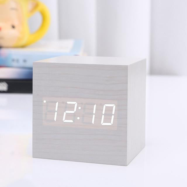 Moderne Digitale Holz Uhr | Brehn