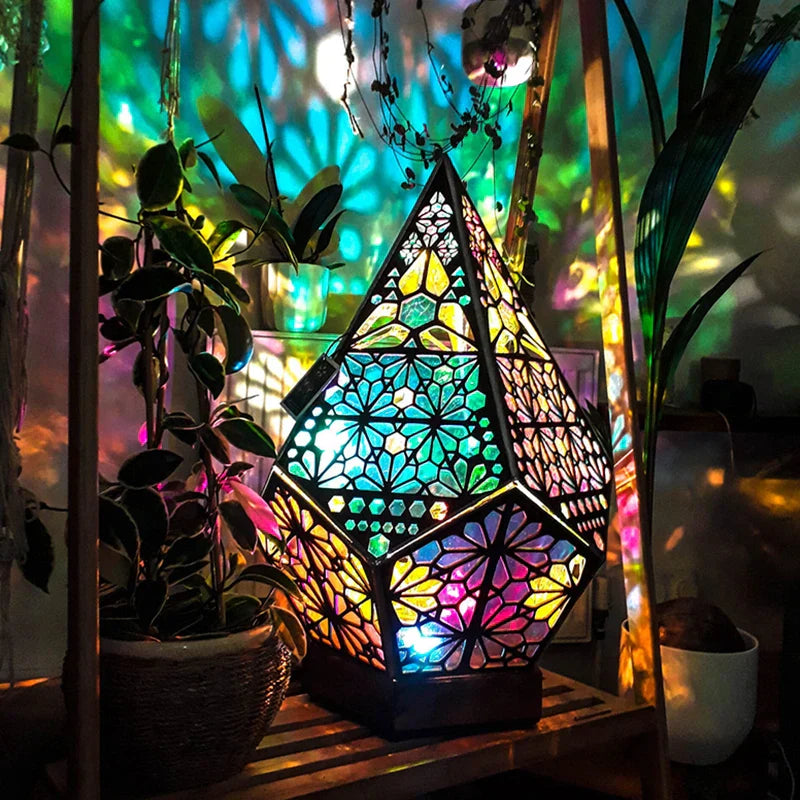 Holz-Projektionslampe mit Hohlschnitt - Buntes LED-Nachtlicht für Wohnzimmer und Schlafzimmer | Brehn