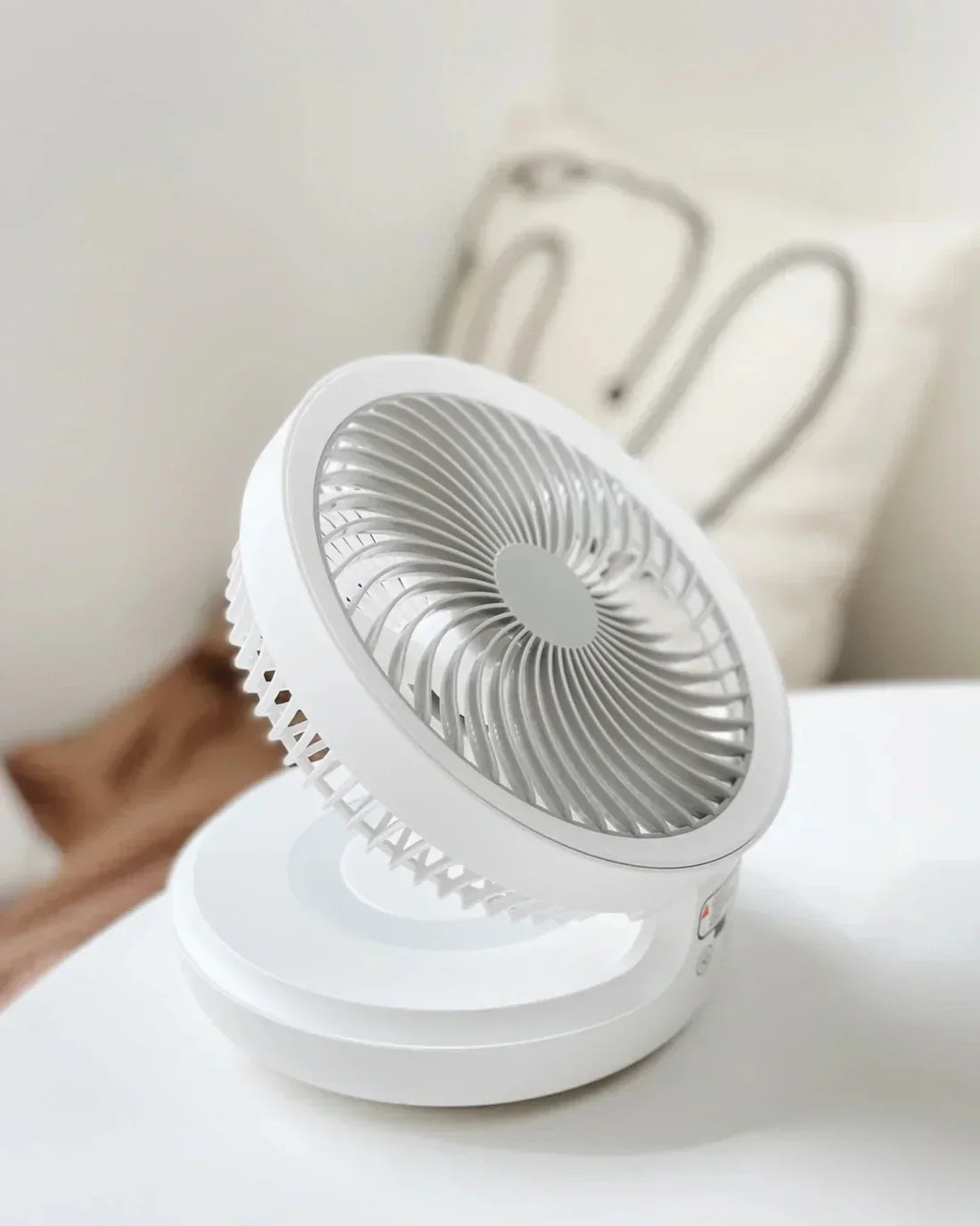Tragbarer Wandventilator | Multifunktional, USB-Akku und flüsterleise für Zuhause, Büro und den Außenbereich | Brehn