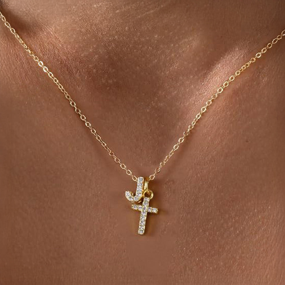 Brehn | Zarte Diamant Initial & Kreuz Halskette