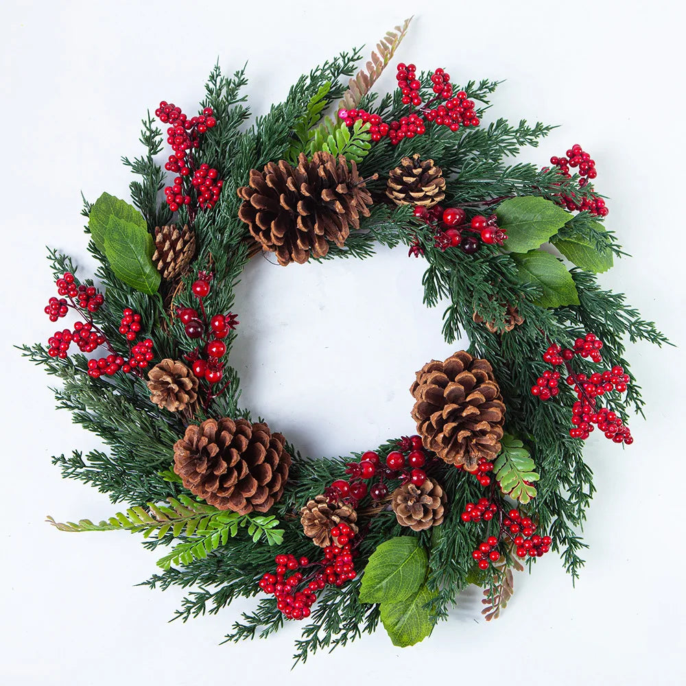Brehn | Weihnachtskranz mit roten Beeren und grünen Zypressenblättern – Perfekte saisonale Dekoration