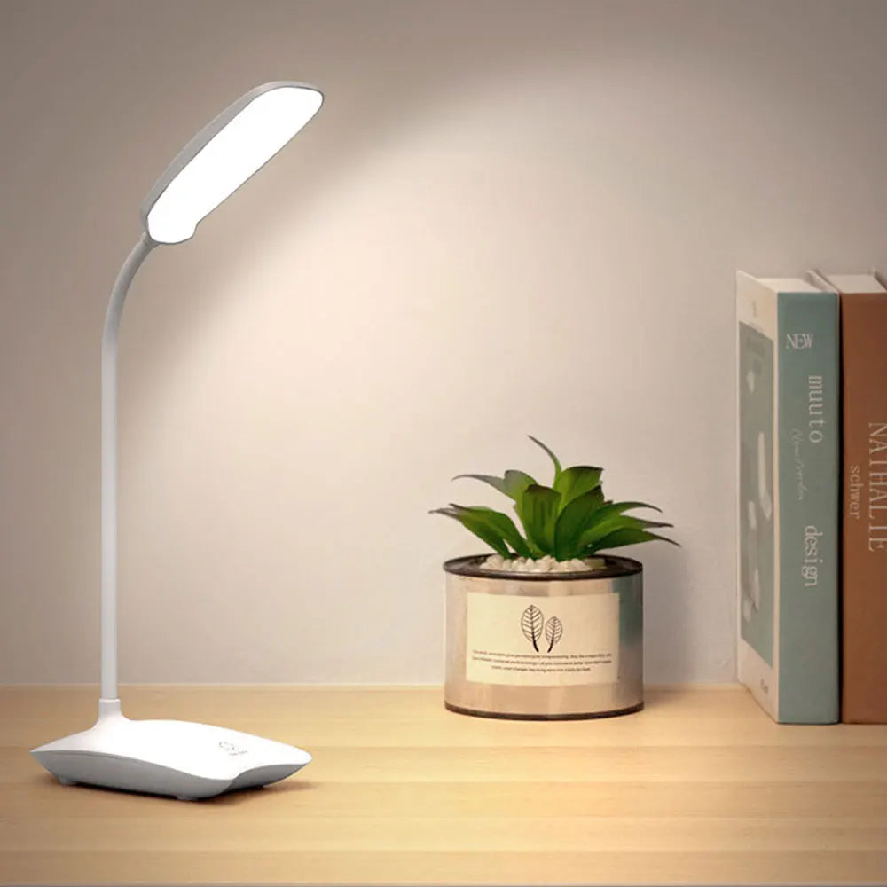 Multifunktionale LED Tischleuchte mit flexiblem Hals – Dimmbar, Augenfreundlich, Perfekt für Büro und Nachttisch | Brehn