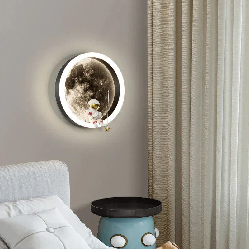 Brehn | LED-Wandlampe Mond-Astronaut