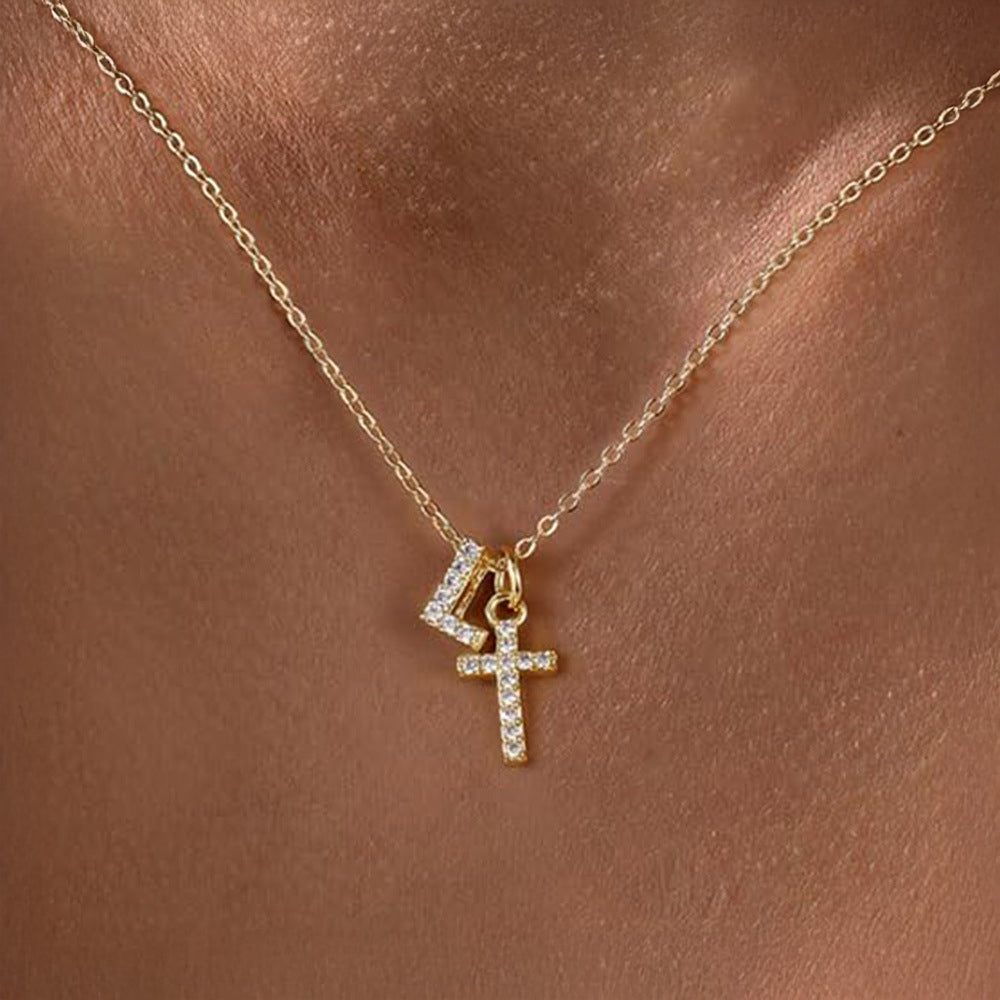 Brehn | Zarte Diamant Initial & Kreuz Halskette