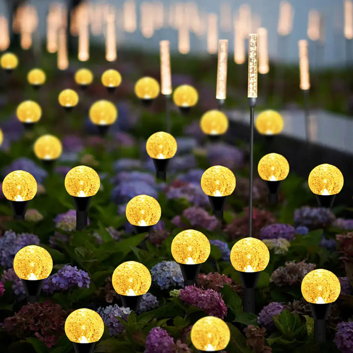 Verzaubernde Solar Globuslichter für Garten und Balkon