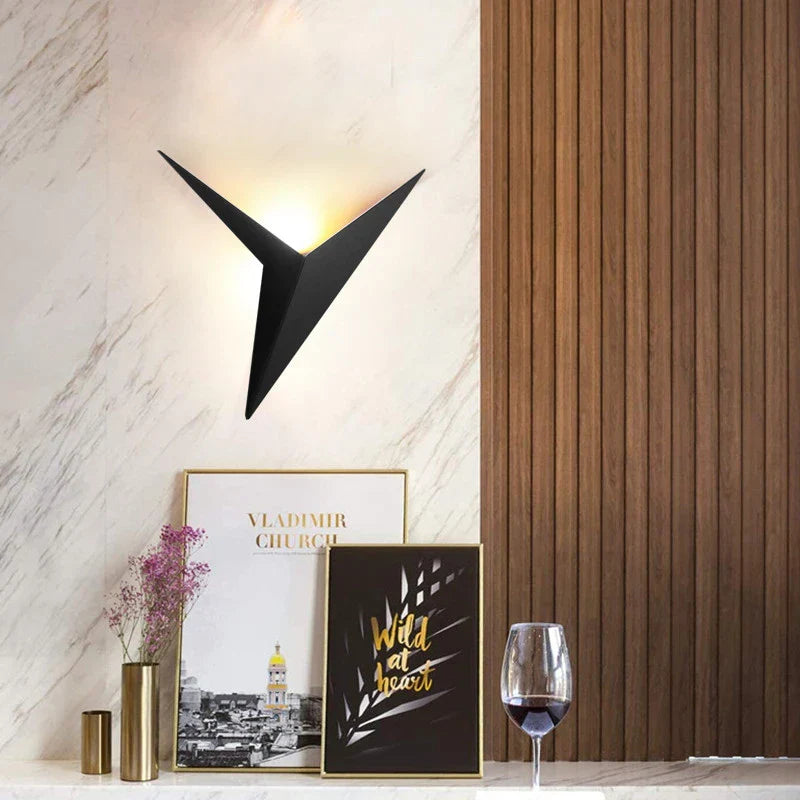 Brehn | Trigon Wandlampe