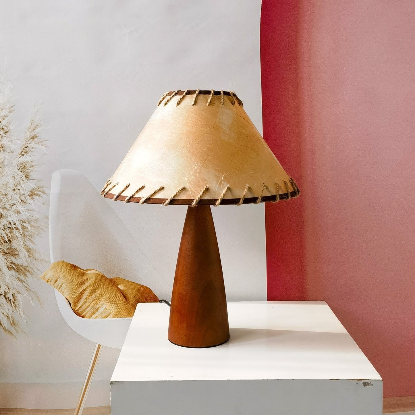 Brehn | HeritageGlow Lampe – Klassische Holz Tischlampe