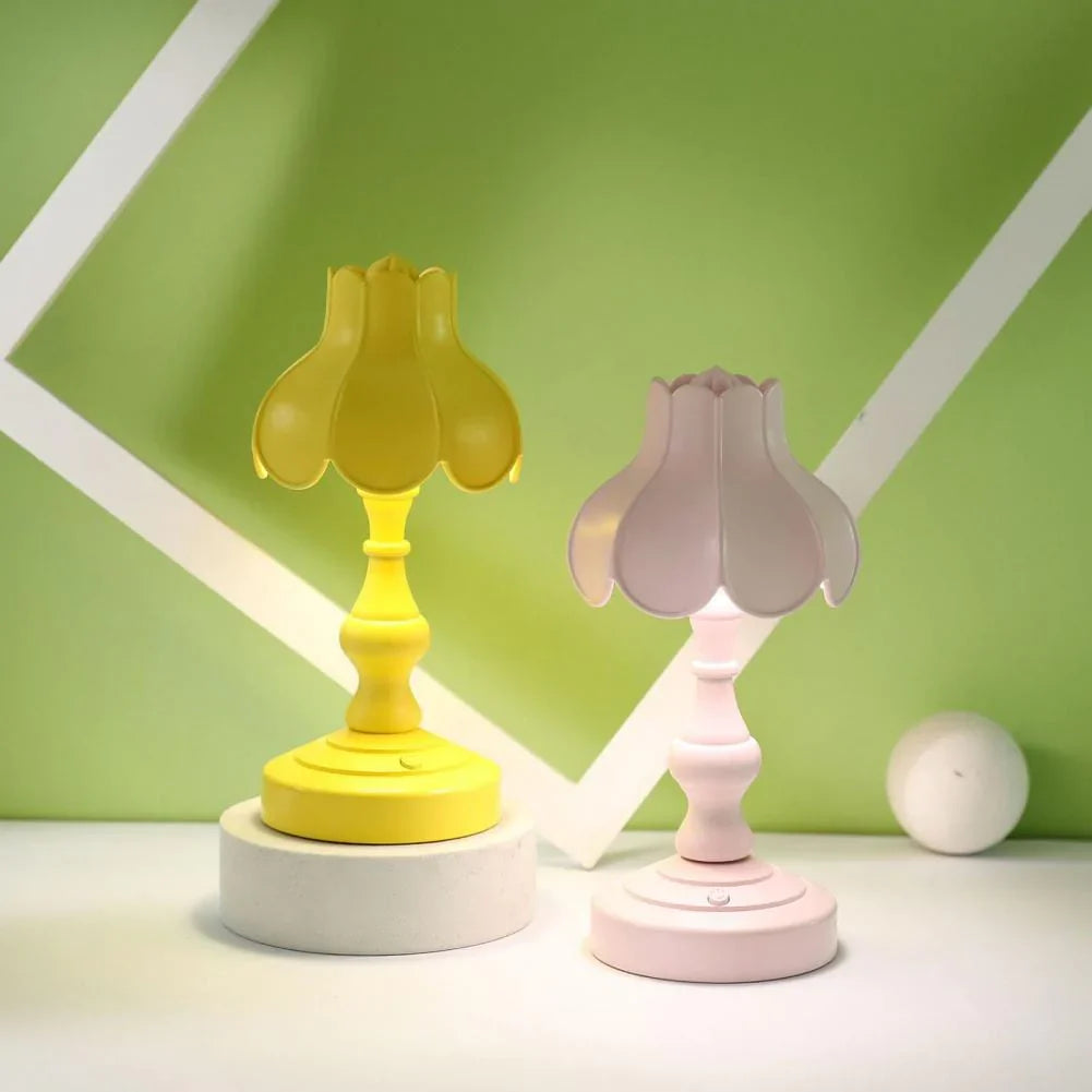 Lotus-förmige LED Mini Retro Licht | Brehn