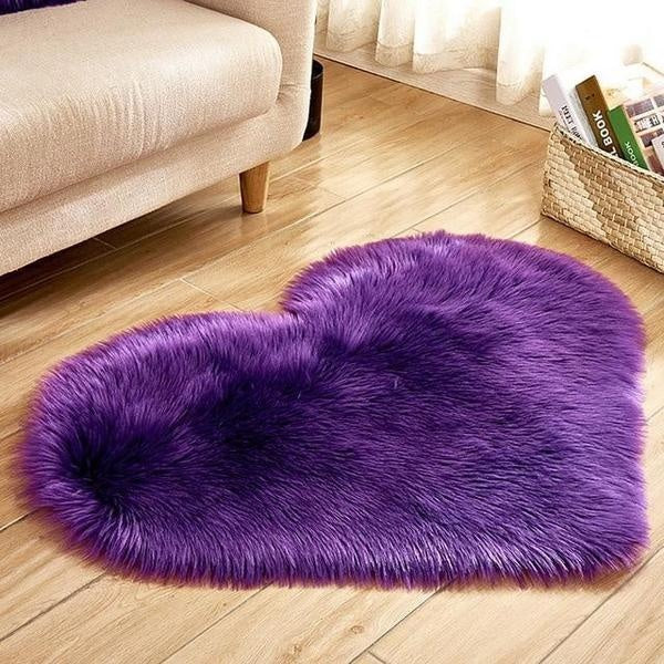 Love Herzförmiger Faux Schafpelz Teppich | Brehn