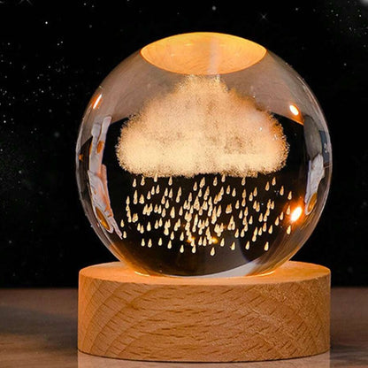 Leuchtende Kristallkugel mit LED – Dekorative 3D-Glaskugel mit Galaxie-Design und Holzsockel | Brehn