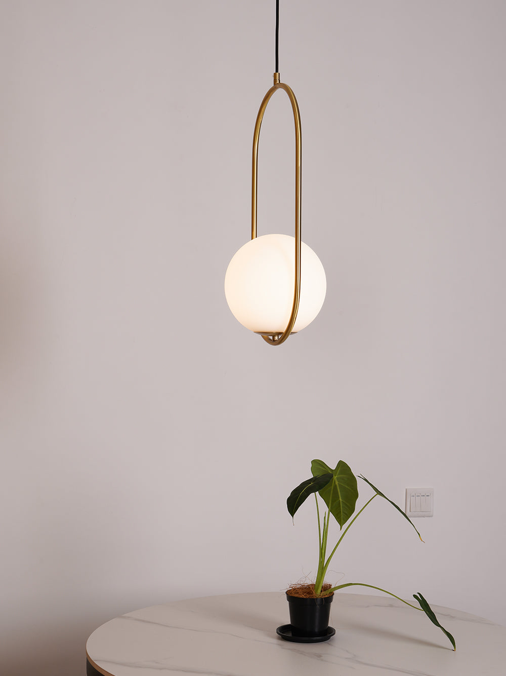 Moderne und Elegante Pendelleuchte - Stilvolle Hängelampe für Innenbeleuchtung | Brehn
