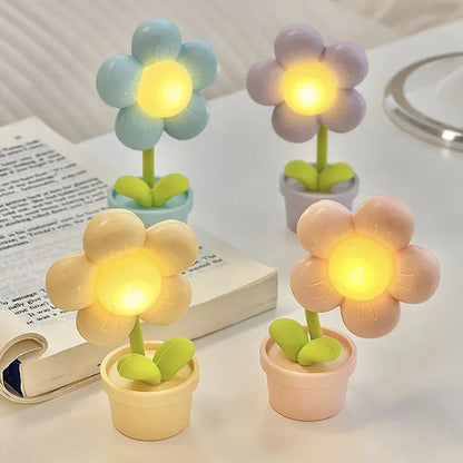 Brehn | Kleine Blumenberuhigungs Tischlampe - BlossomGlow