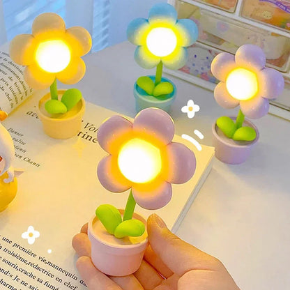Brehn | Kleine Blumenberuhigungs Tischlampe - BlossomGlow