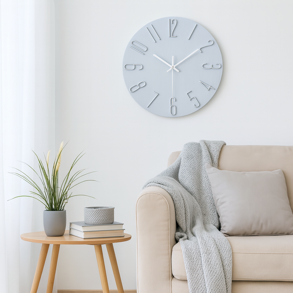 Moderne Quarz-Wanduhr mit Geräuschlosigkeit
