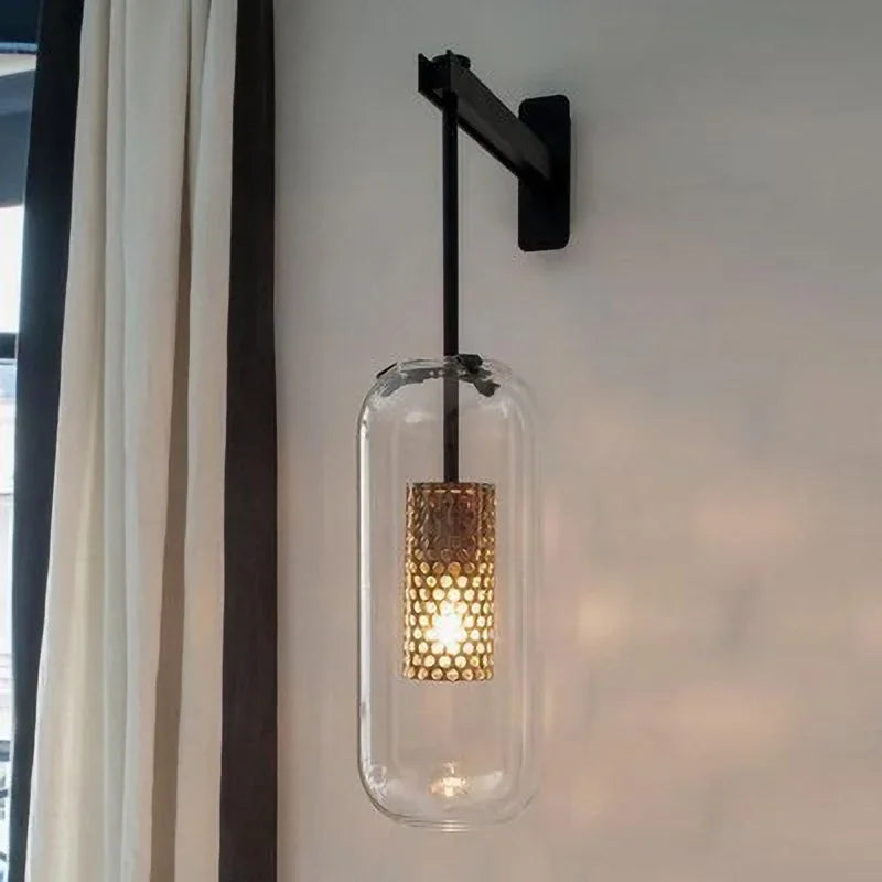 Moderne LED Wandleuchte mit Glasabdeckung für Schlafzimmer und Wohnzimmer | Brehn
