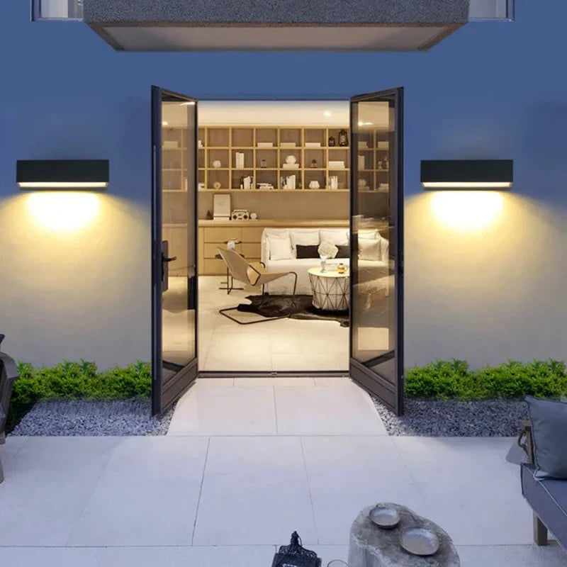 Moderne LED Wandleuchte für Außenbereich - Wetterfest, energiesparend, ideal für Garten und Terrasse | Brehn