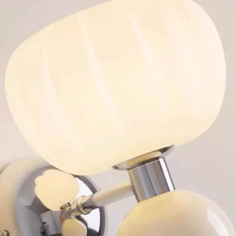 Moderne Wandleuchte mit Glasschirm – Elegante LED-Wandleuchte für Schlafzimmer & Wohnzimmer | Brehn