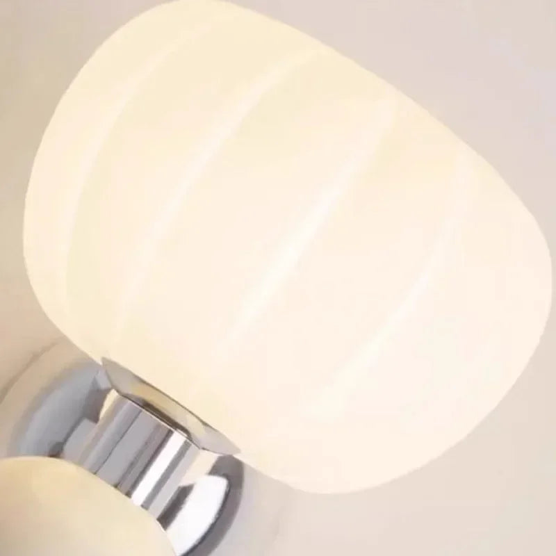 Moderne Wandleuchte mit Glasschirm – Elegante LED-Wandleuchte für Schlafzimmer & Wohnzimmer | Brehn