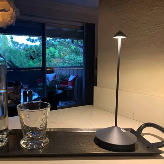 Moderne LED Tischlampe - CalmLight | Brehn