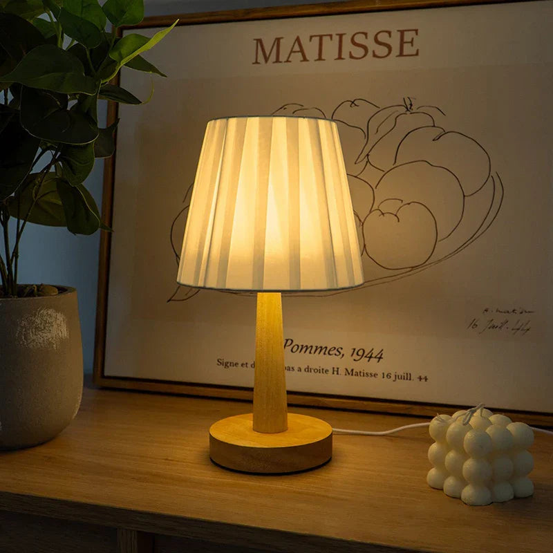 Brehn | Moderne dimmbare LED Tischlampe - für Schlafzimmer und Wohnzimmer