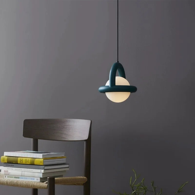 Brehn | Elegante LED Kugelpendelleuchte