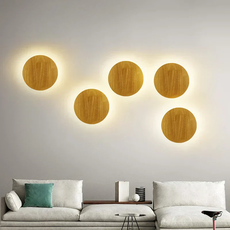 Brehn | LuxeRadiant – Skandinavische Holz-Wandlampe