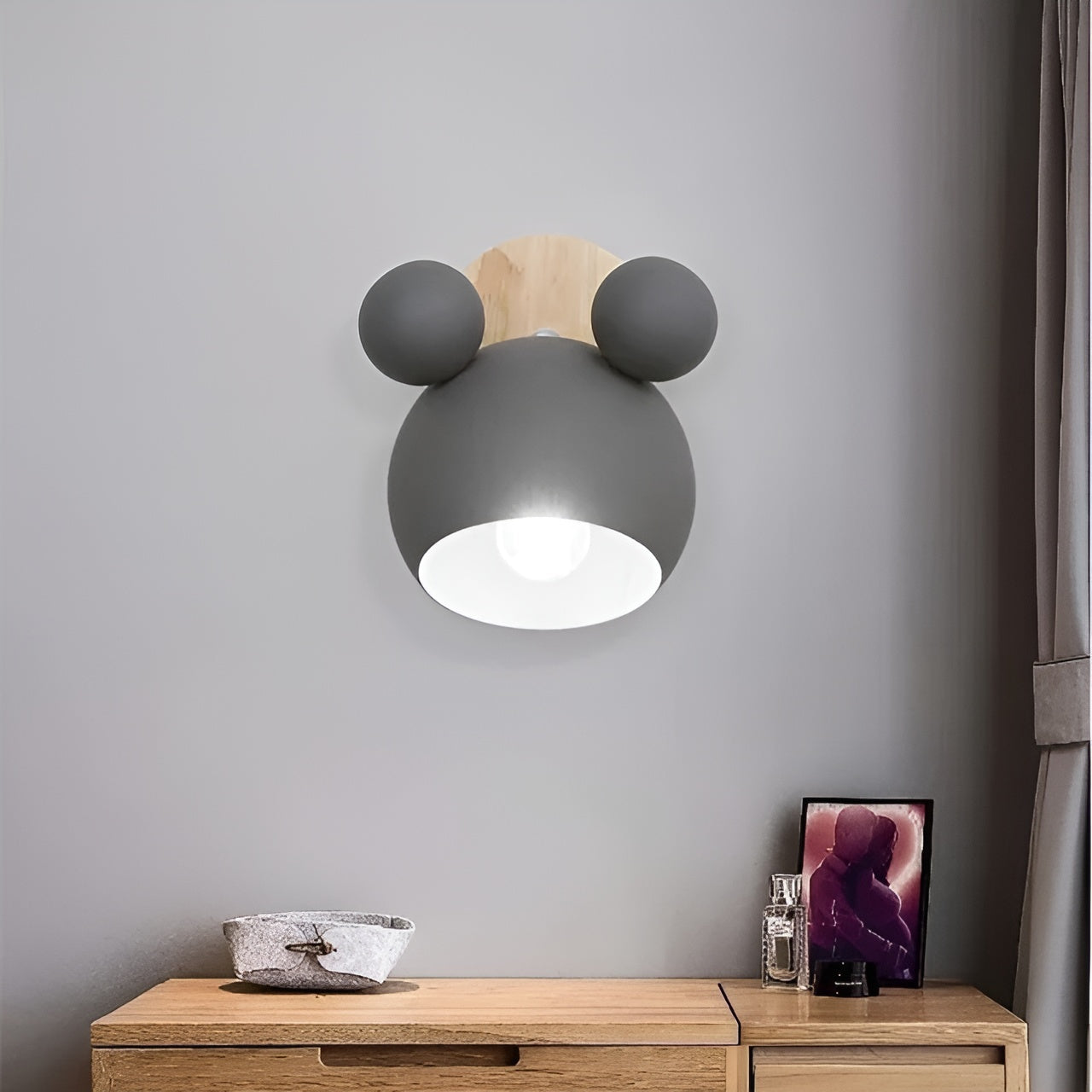 Wandleuchte im Mickey-Mouse-Design - dekorativ und modern | Perfekt für Kinderzimmer und Woonkamer
