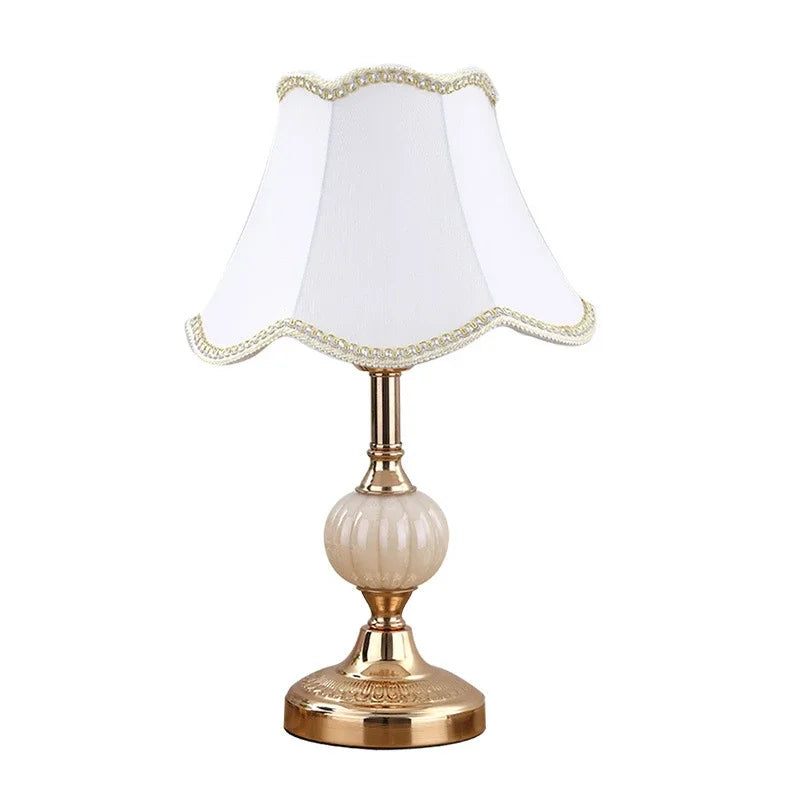Nordische Vintage Tischlampe – Klassische Retro Tischleuchte für stilvolle Einrichtung | Brehn