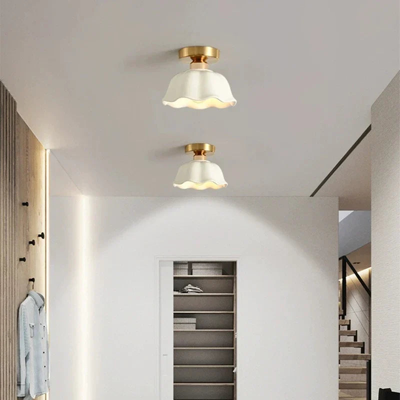 Brehn | GleamSphere - Elegante Chandeliers aus Keramik und Glas