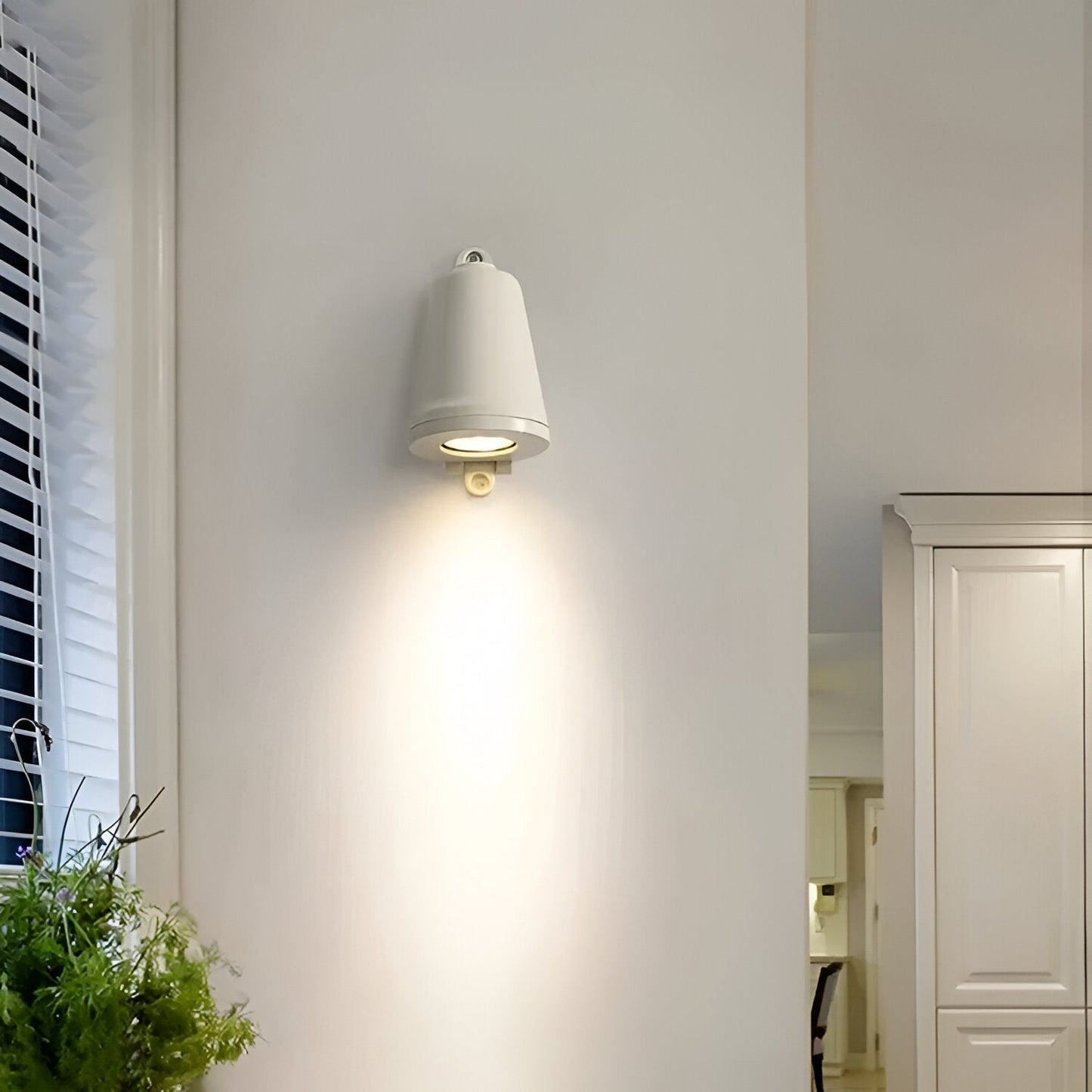 Brehn | Minimalistische LED Außenwandleuchte