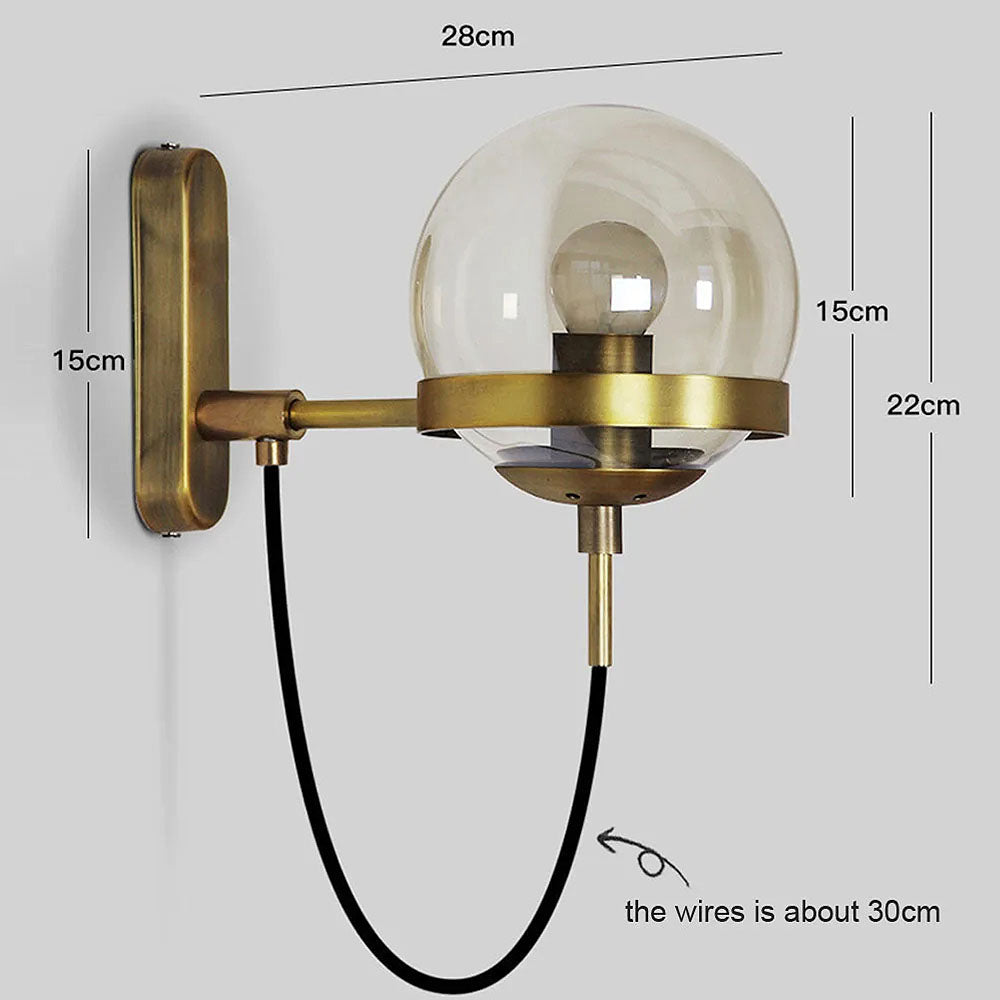 Einzigartige Glasball-Wandlampe | Brehn