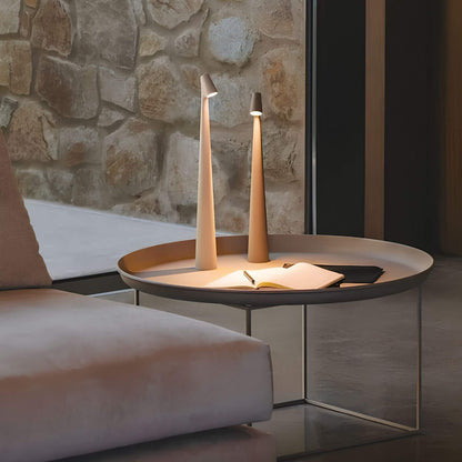 Brehn | Nordische Eleganz Stehlampe - Stilvolle und dimmbare Beleuchtung für moderne Innenräume