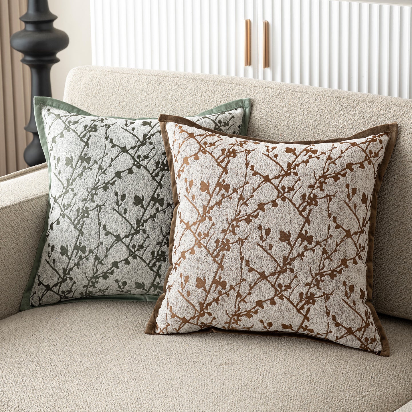 Elegantes Muster Dekokissen