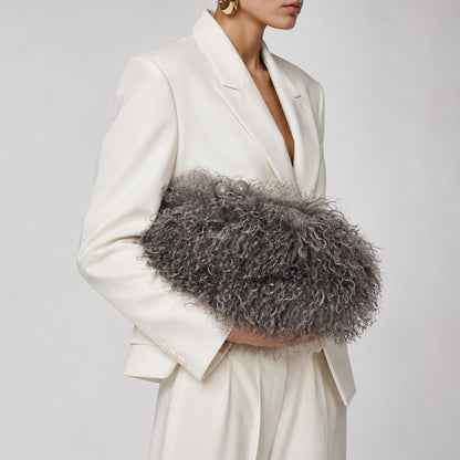 Fell-texturierte Clutch-Tasche