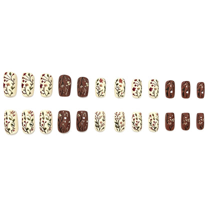 Blumeninspirierte Gel-Nail-Art Brehn