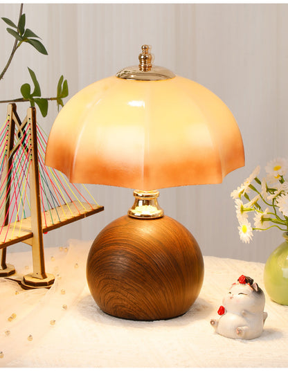 Dekorative Tischlampe