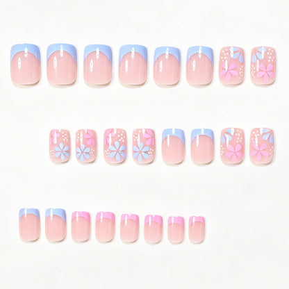 Künstlerische Blumendekorations-Nagelspitzen Brehn