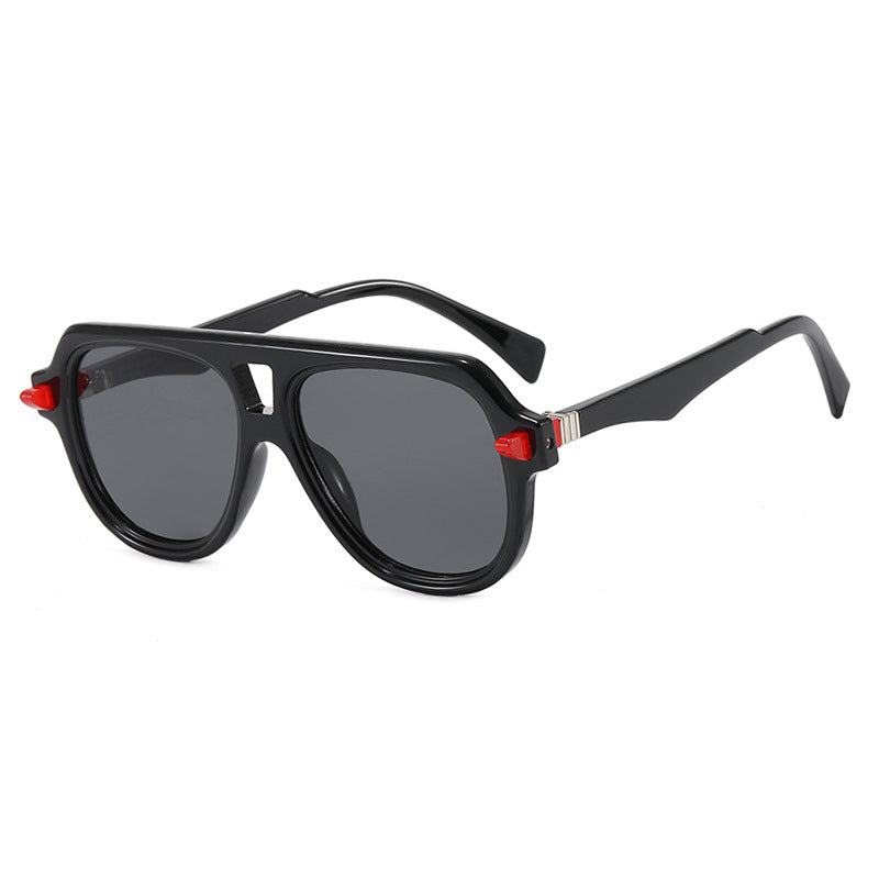 Damen rechteckige Sonnenbrille mit modernem Rahmen und polarisierten Gläsern Brehn