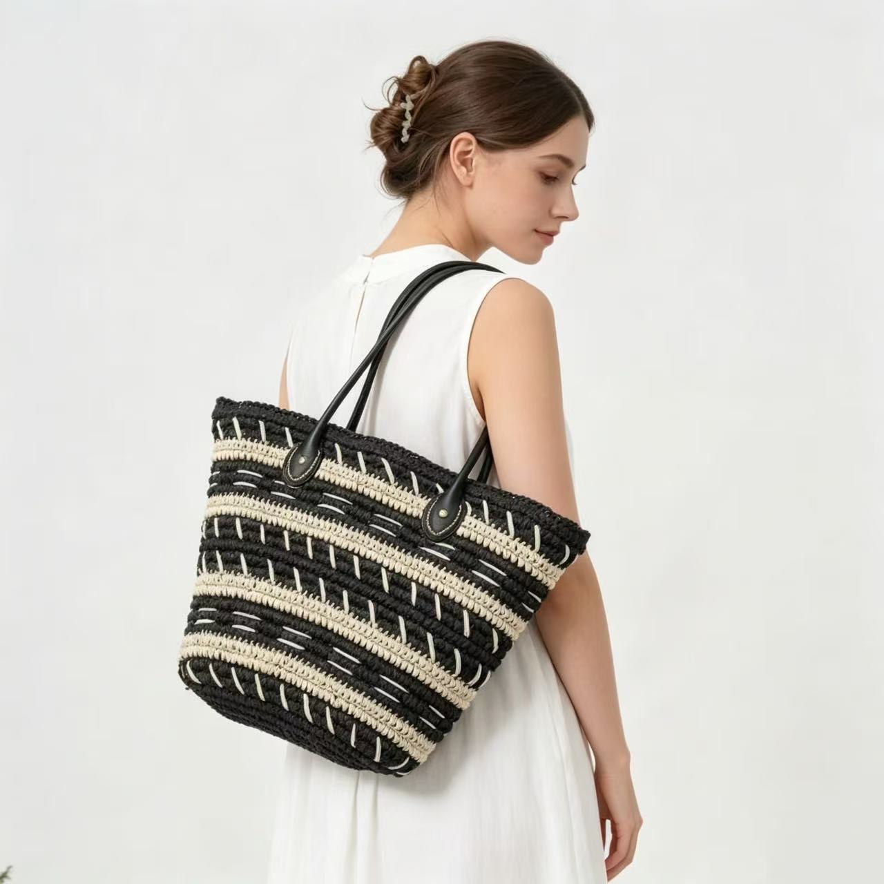 Bast-Strandtasche mit Elegantem Strukturdesign Brehn