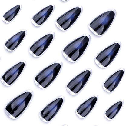 Kunstvolle Stiletto-Nägel mit Glamourösem Metallic-Finish Brehn