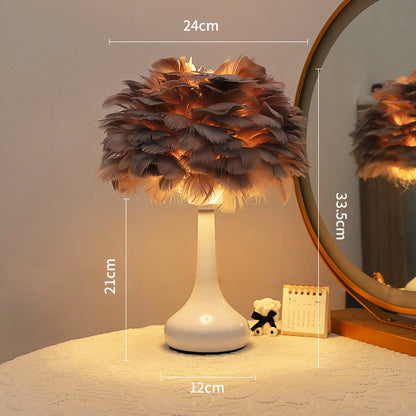 Federstil beleuchtete Tischlampe