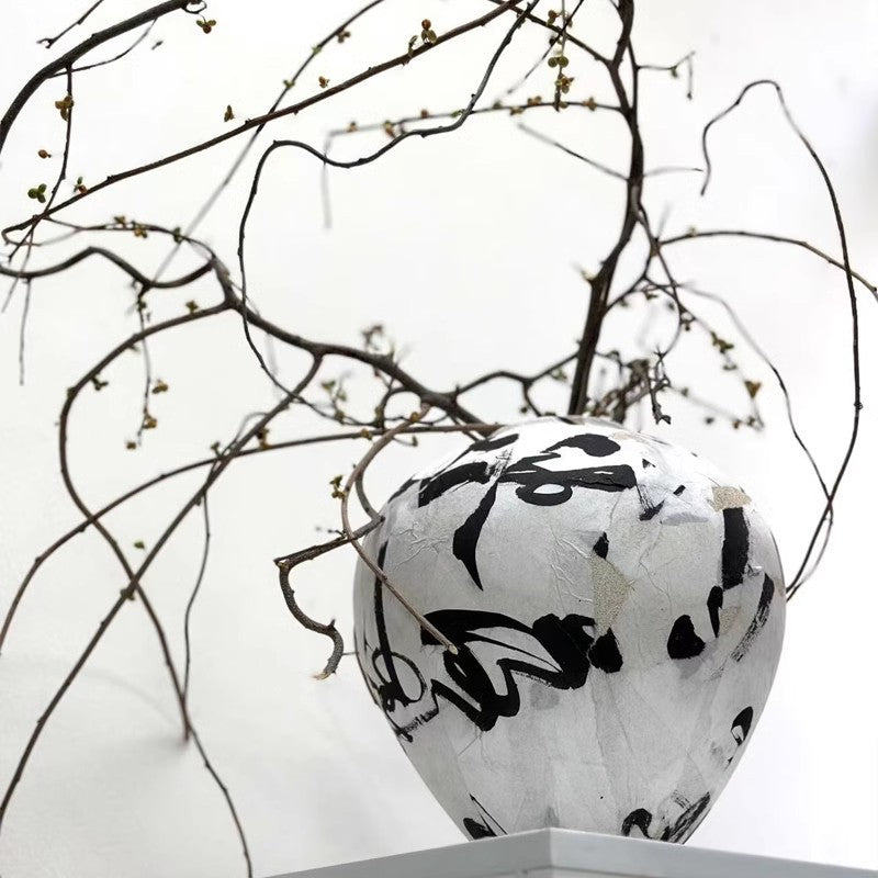 Zeitgenössische dekorative goldene Globusvase