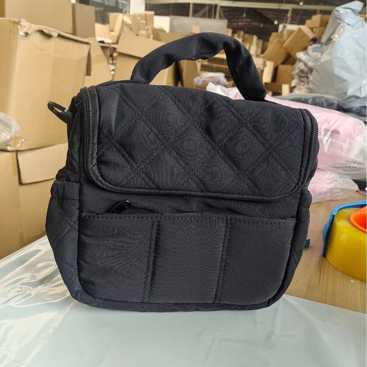 Gepolsterte Mehrfach-Taschen-Handtasche Brehn