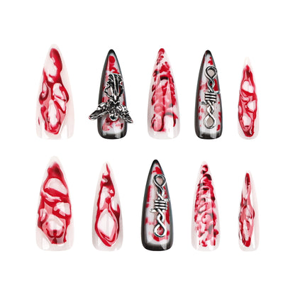 Kunstvolle Stiletto-Nägel mit Blut-und-3D-Design Brehn