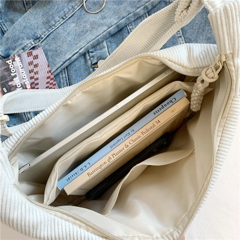 Schultertasche mit Kunstvollem Fächerdesign Brehn