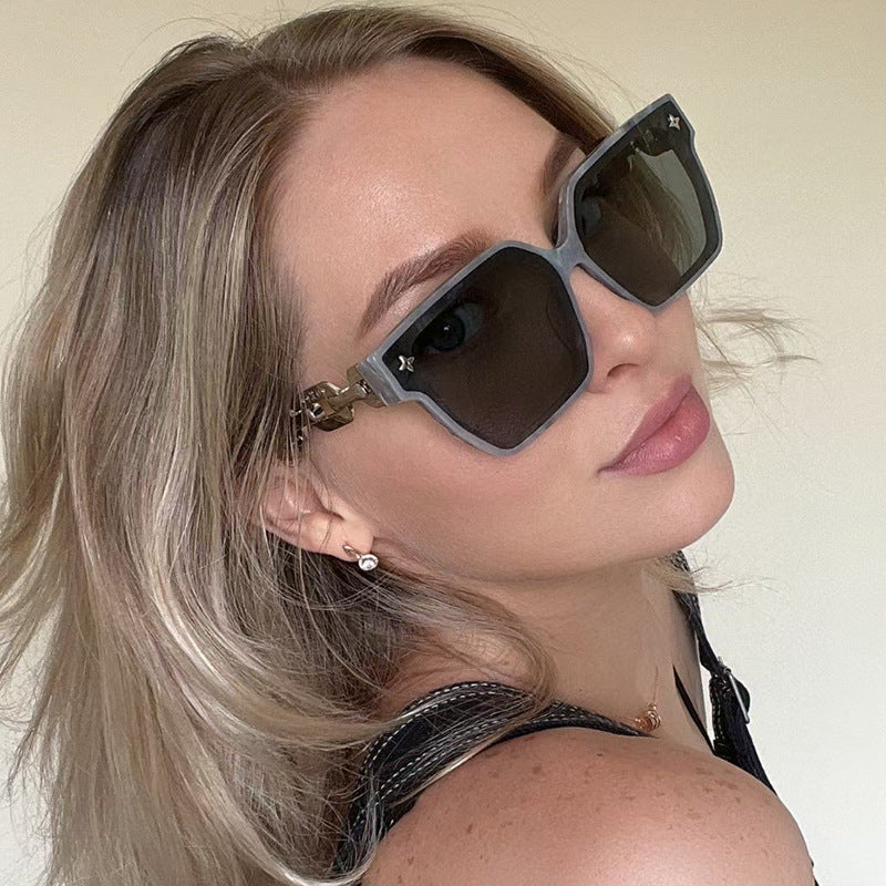 Damen modische oversized Sonnenbrille mit kombiniertem Rahmen Brehn
