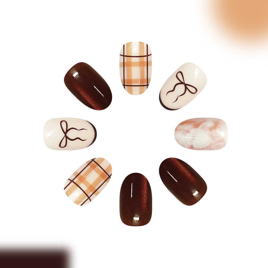 Chic Musterte Nagel-Set Brehn