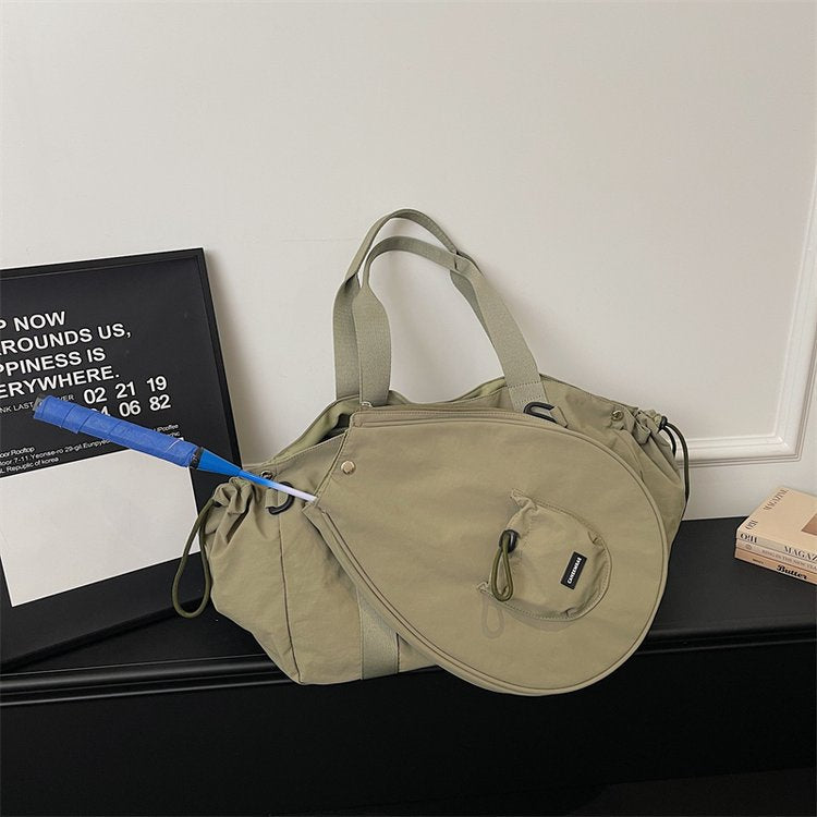 Elegante Umhängetasche Mit Innovativen Fächern Brehn